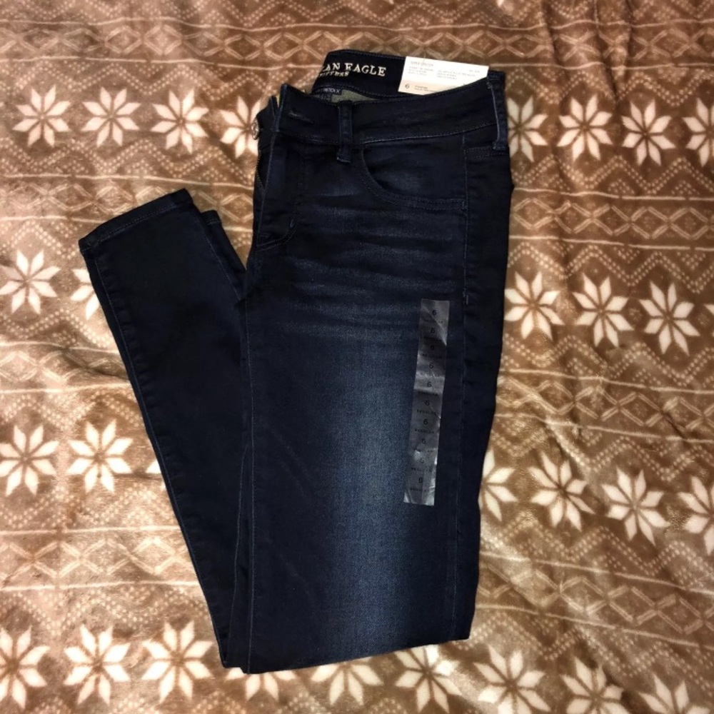 American Eagle super stretch jean